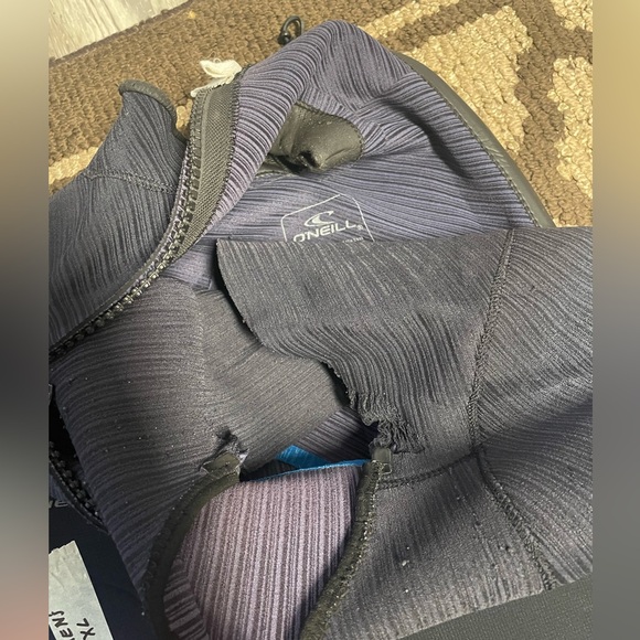 O’Neill Hyperfreak 4/3MM Men’s XL Neck Zip Full Wetsuit - Picture 7 of 8